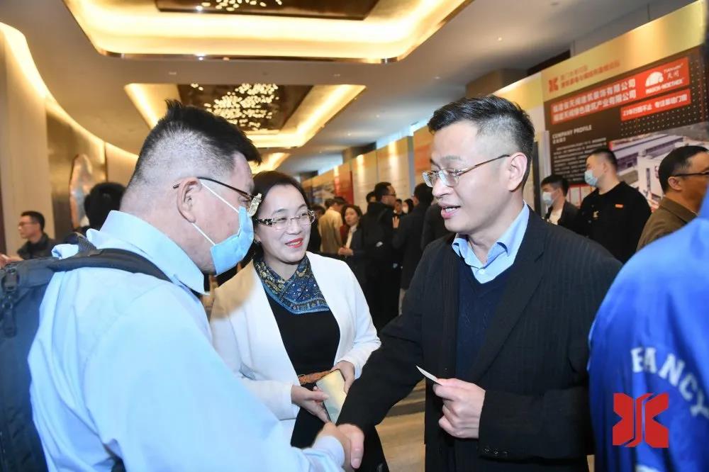 1618218099182953.jpg 40.10.jpg